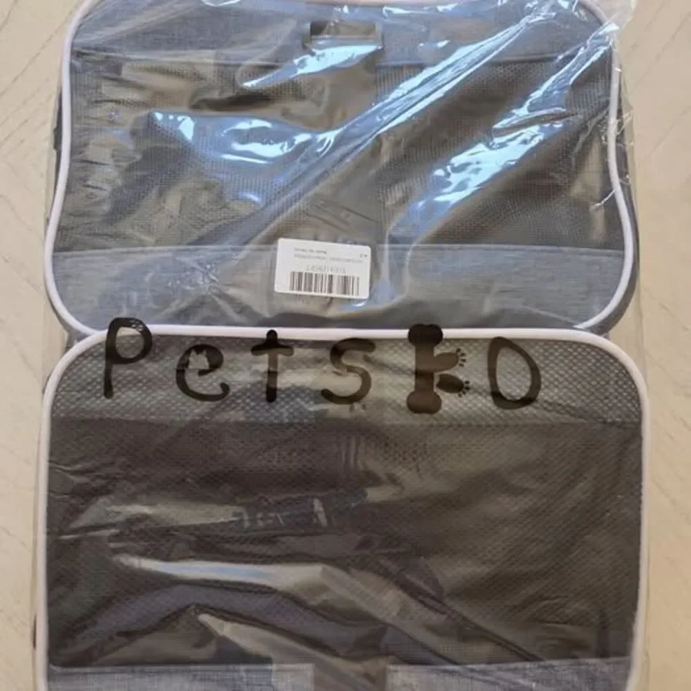 Soft-Sided Carrier for Small Pets with Locking Safety Zippers Anti-Scratch Mesh